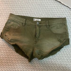 Free people size 27 olive green shorts